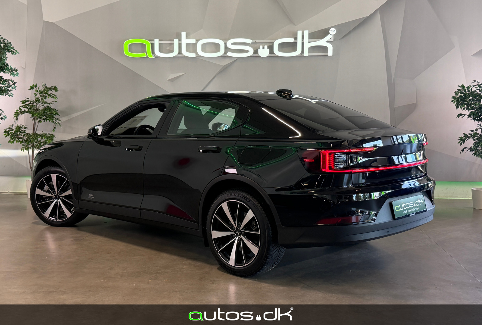 Sort Polestar 2 fra 2023