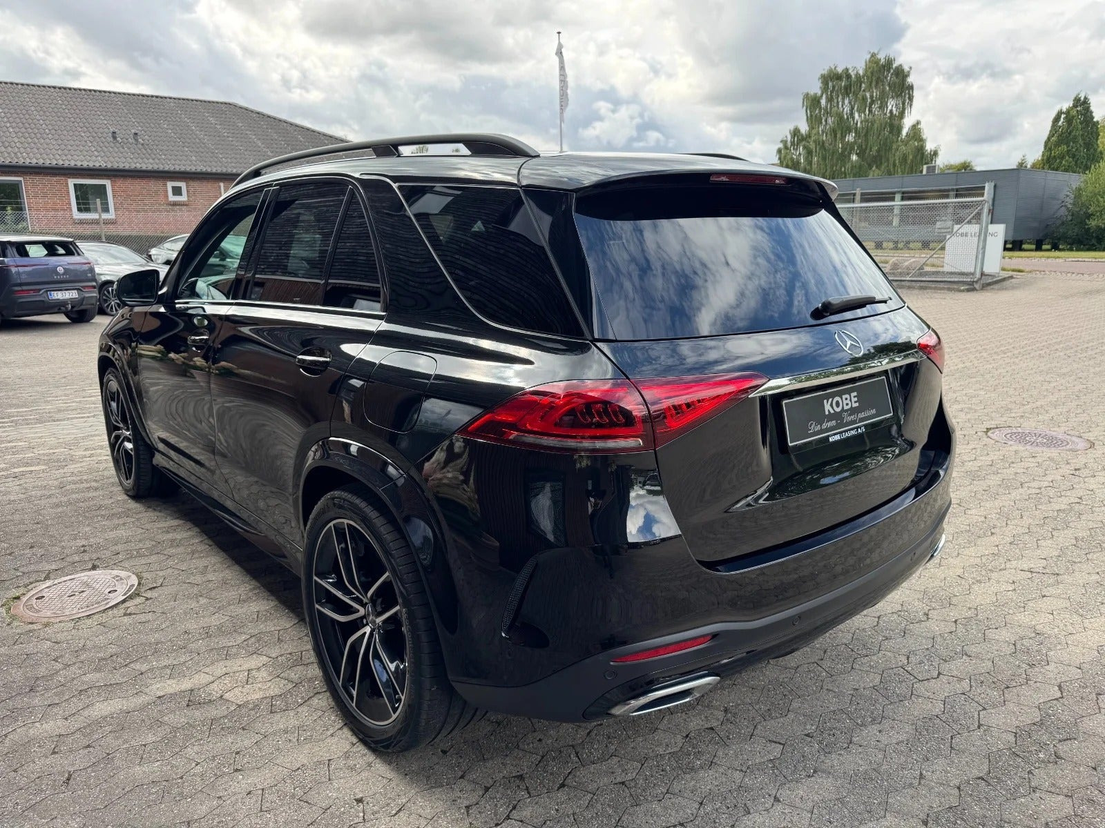 Sort Mercedes GLE350 de fra 2022