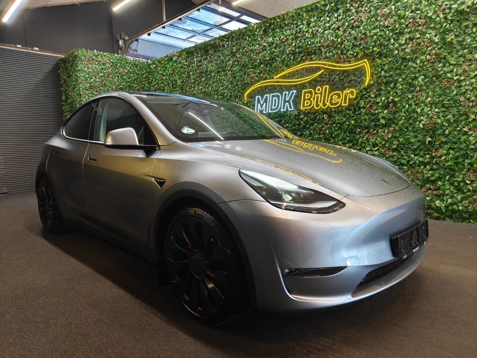 Tesla Model Y Performance AWD