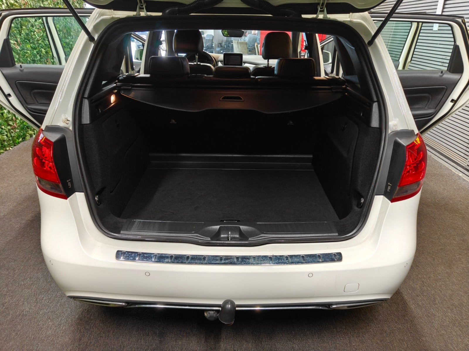 undefined Mercedes B180 d fra 2016