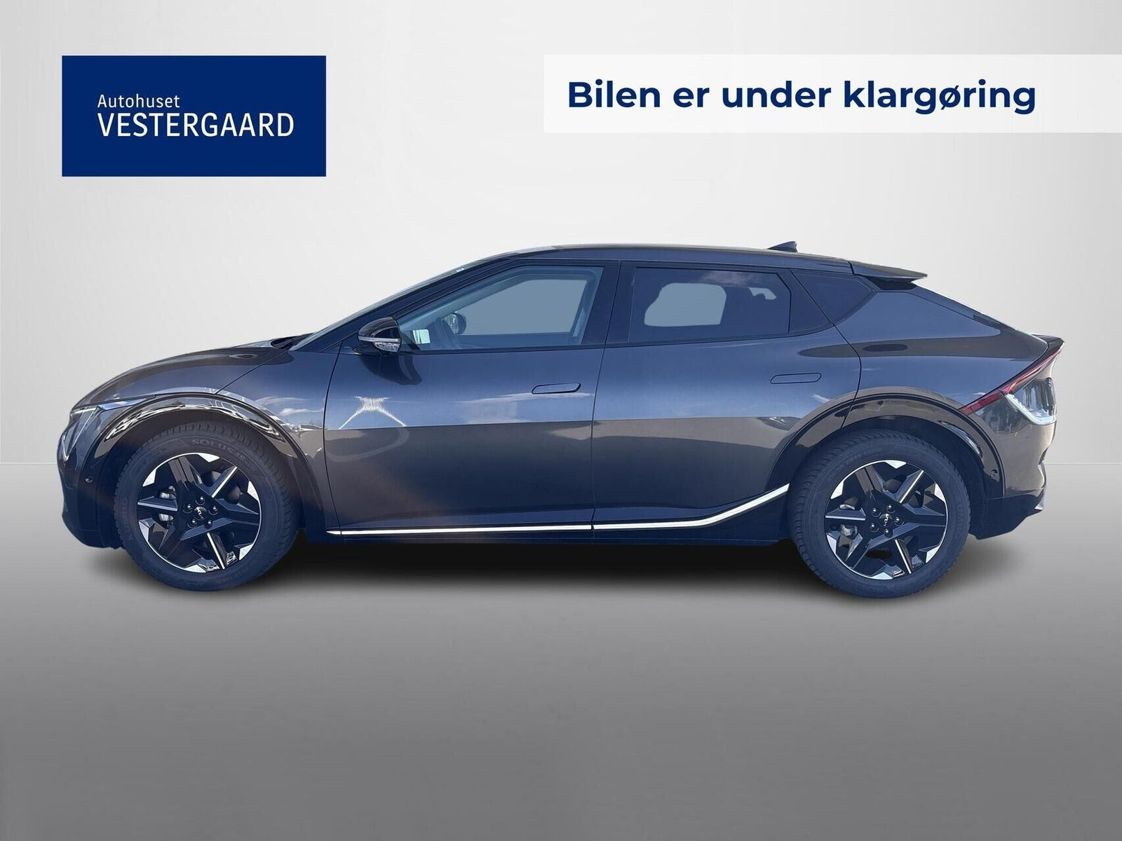 Grå Kia EV6 fra 2025