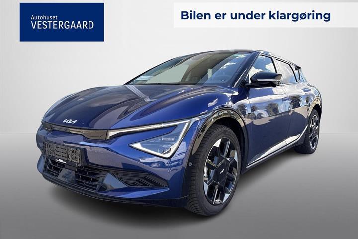 Blå Kia EV6 fra 2025