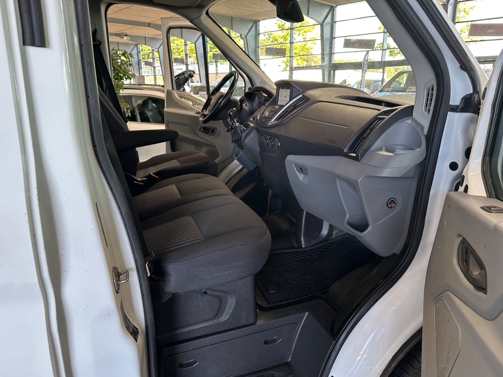 Hvid Ford Transit 350 L3 Van fra 2017