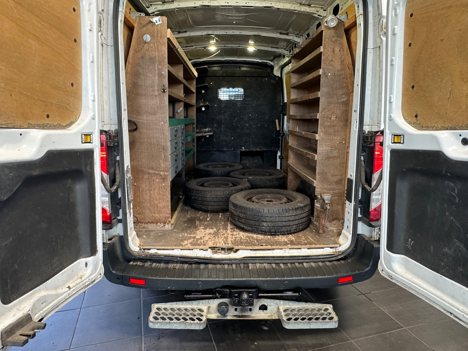 Hvid Ford Transit 350 L3 Van fra 2017