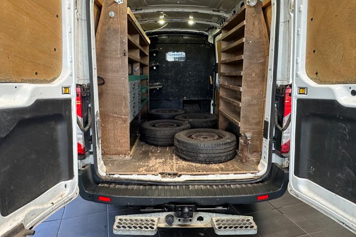 Hvid Ford Transit 350 L3 Van fra 2017