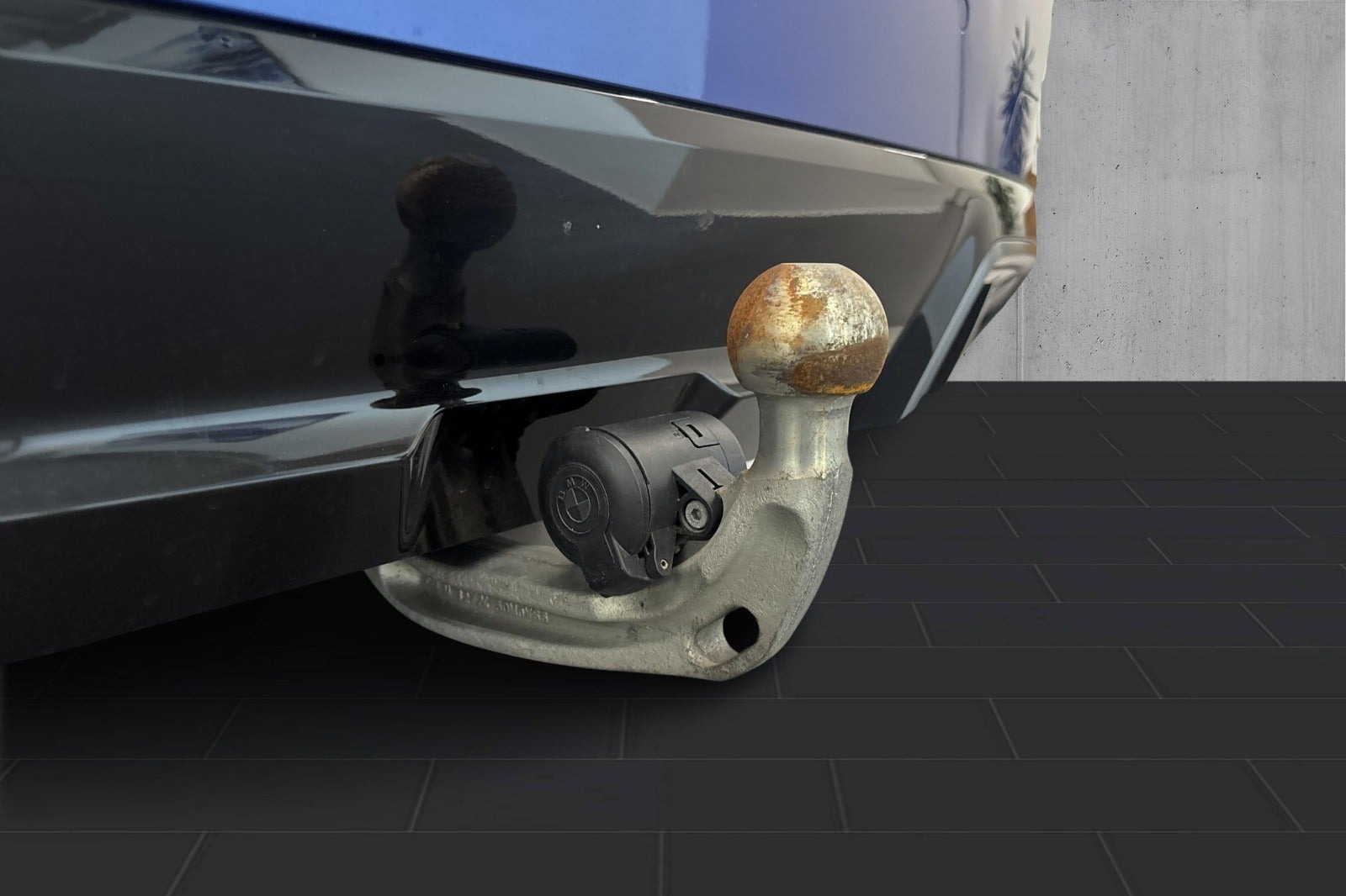 Blå BMW i4 fra 2025