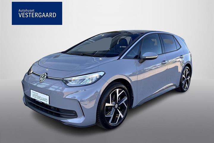 Grå VW ID.3 fra 2024 set udefra