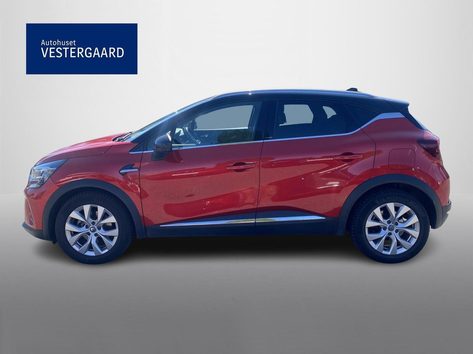 Rød Renault Captur fra 2020