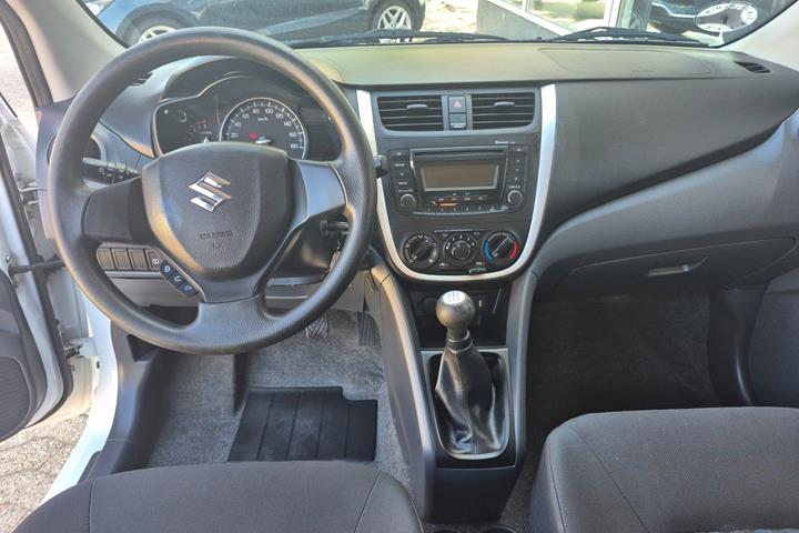 Hvid Suzuki Celerio fra 2015