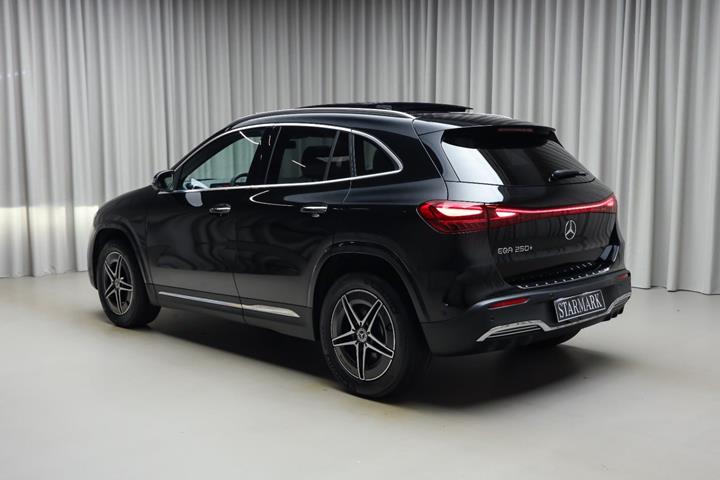 Sort Mercedes EQA250+ fra 2026