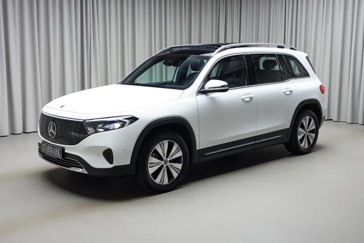 Hvid Mercedes EQB250+ fra 2026