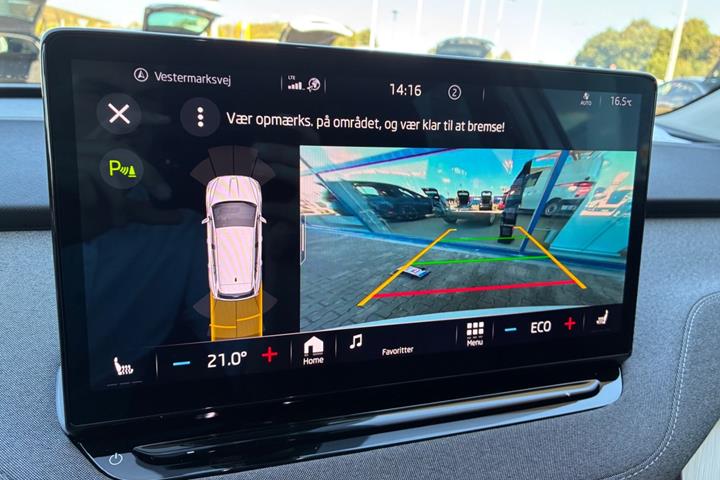 Hvid Skoda Enyaq fra 2024