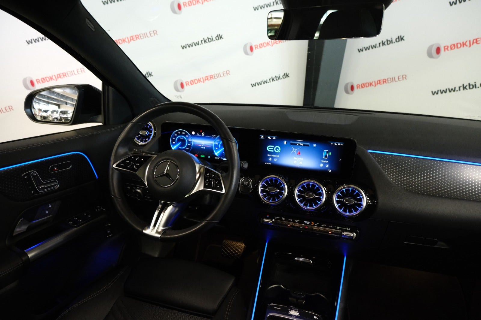 Sort Mercedes EQA250+ fra 2025