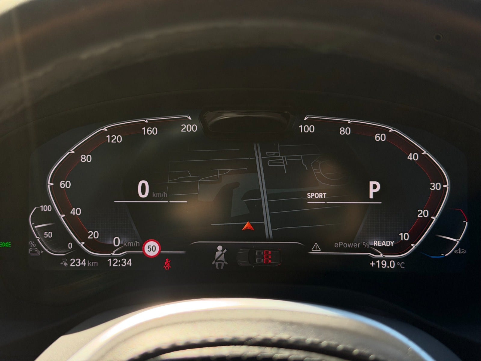 Hvid BMW iX3 fra 2022