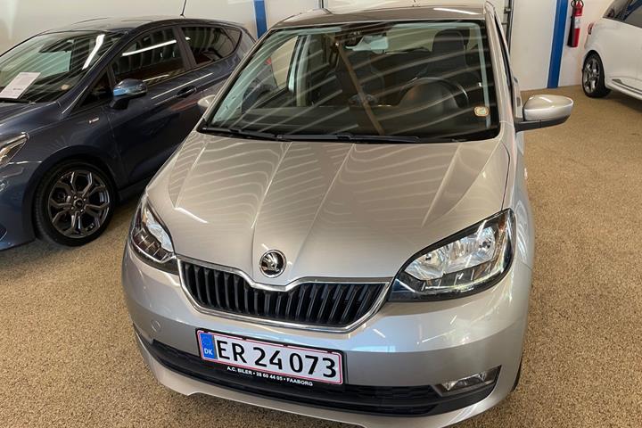 Grå Skoda Citigo fra 2018