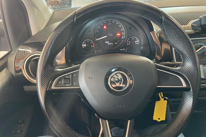 Grå Skoda Citigo fra 2018