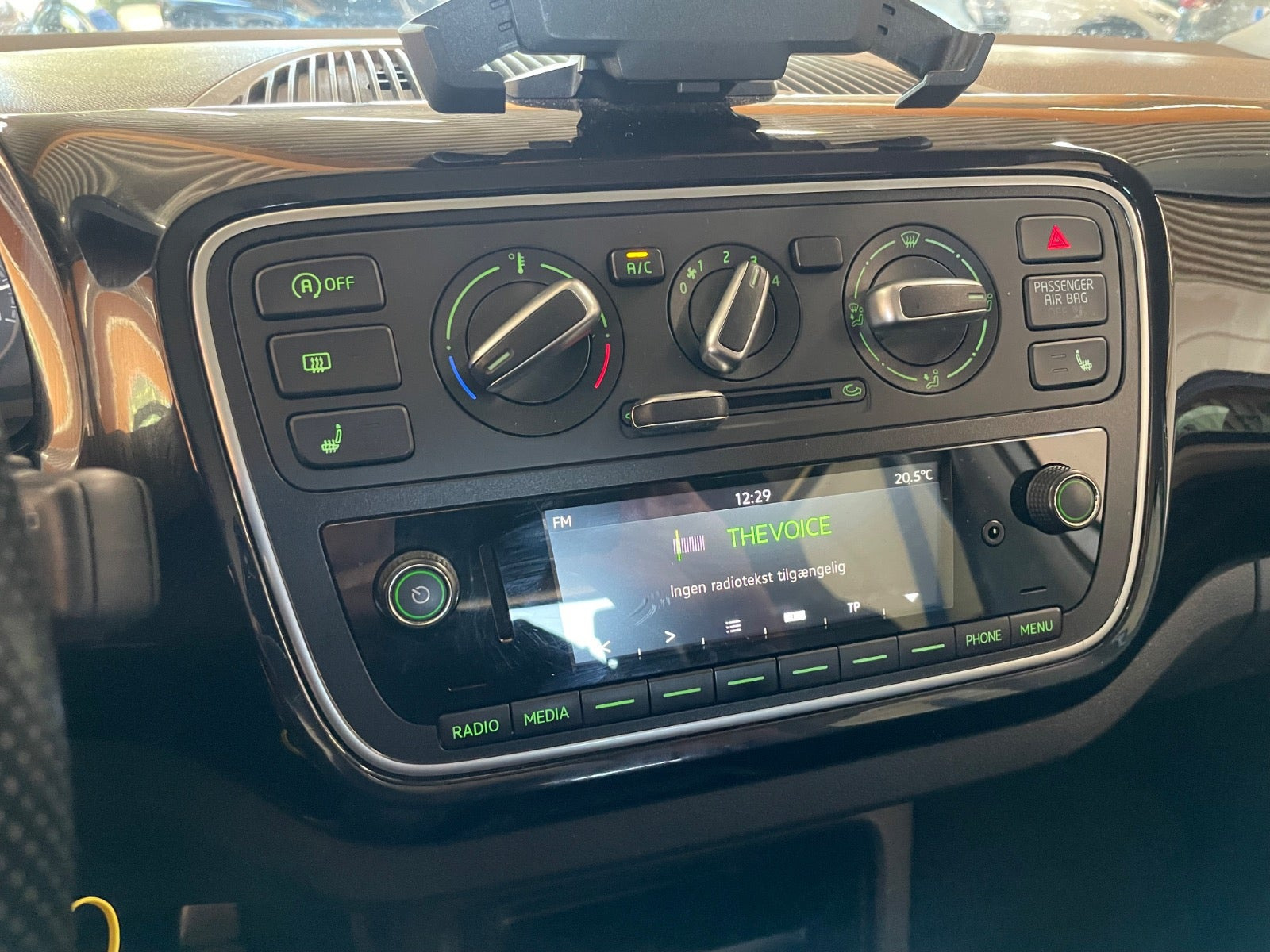 Grå Skoda Citigo fra 2018