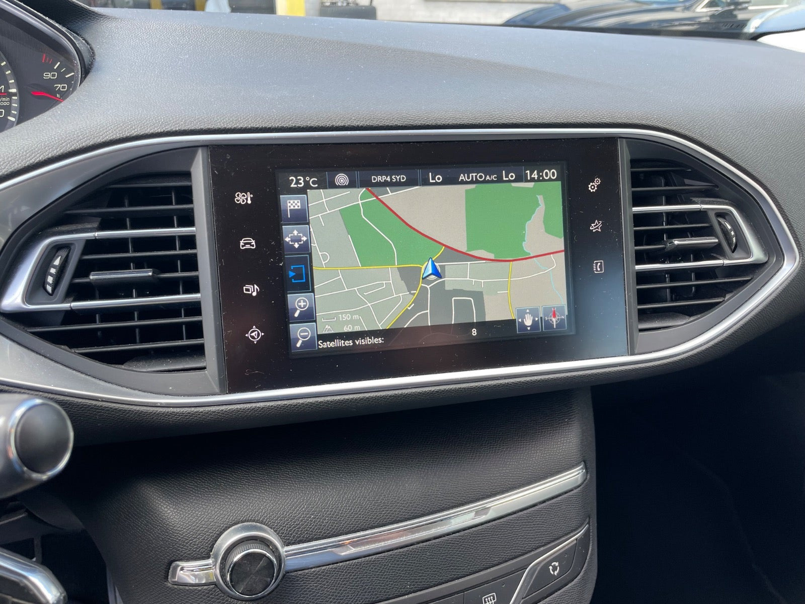 Sort Peugeot 308 fra 2015