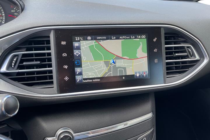 Sort Peugeot 308 fra 2015