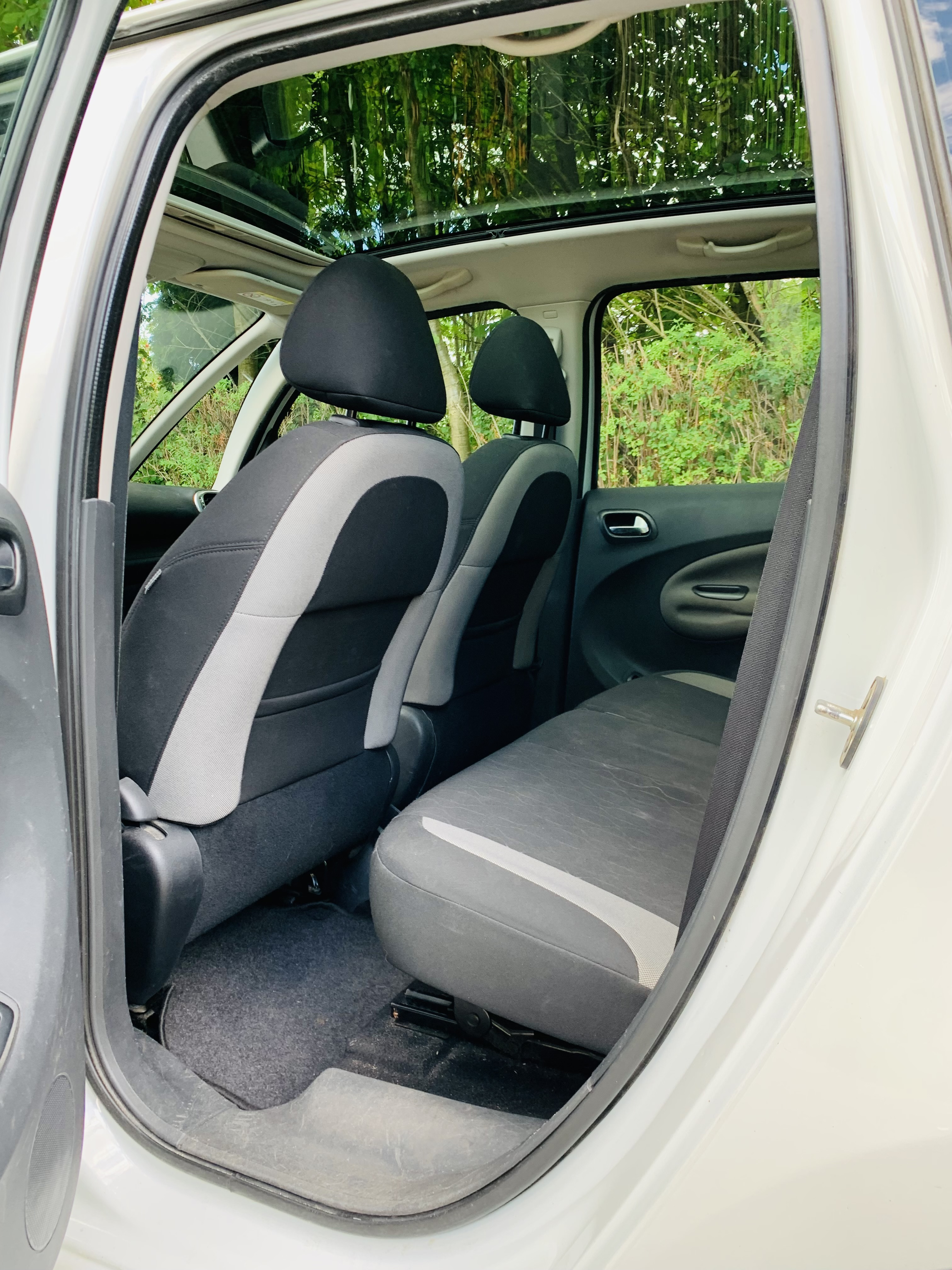 Hvid Citroën C3 Picasso fra 2015