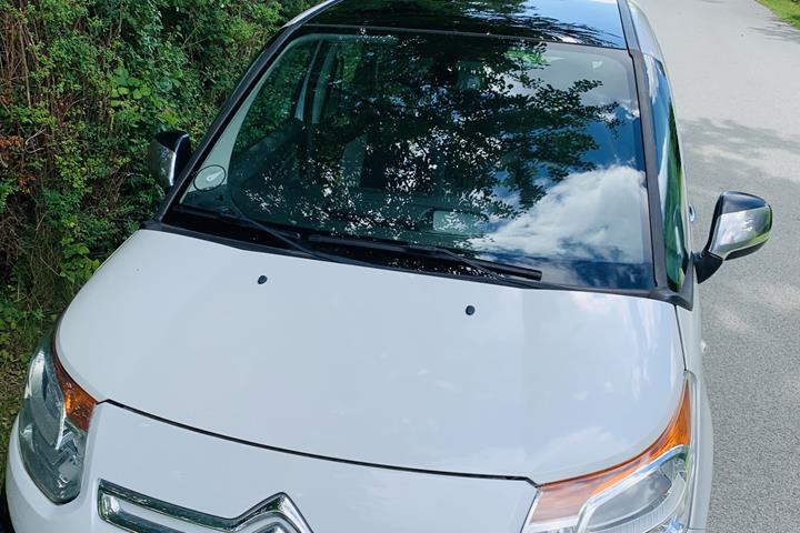 Hvid Citroën C3 Picasso fra 2015