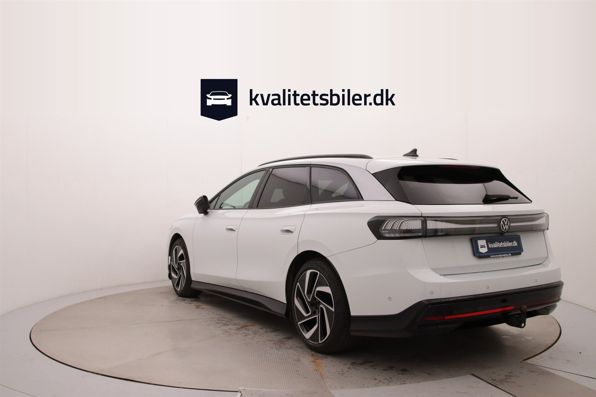 Hvid VW ID.7 fra 2024