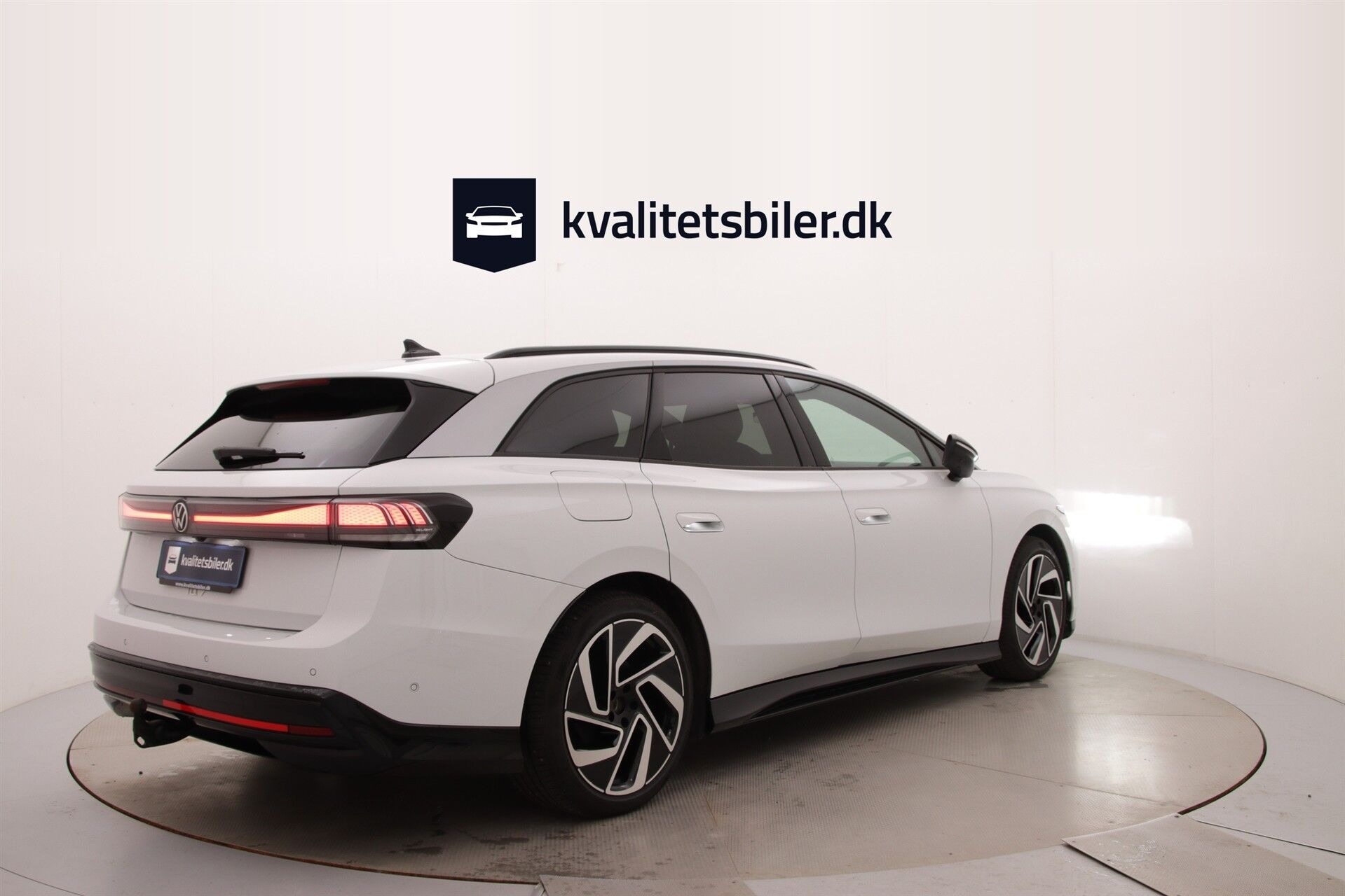 Hvid VW ID.7 fra 2024