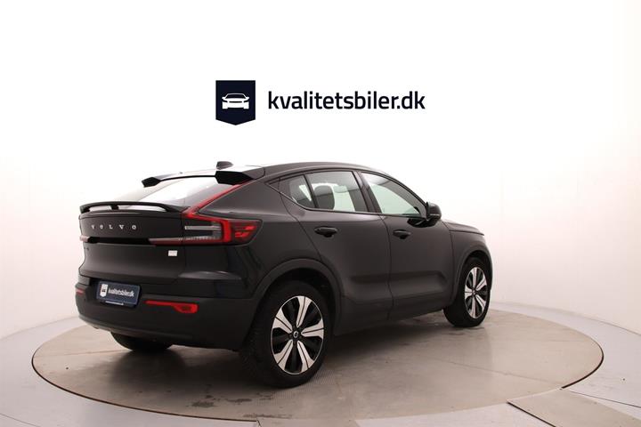 Sort Volvo C40 fra 2023