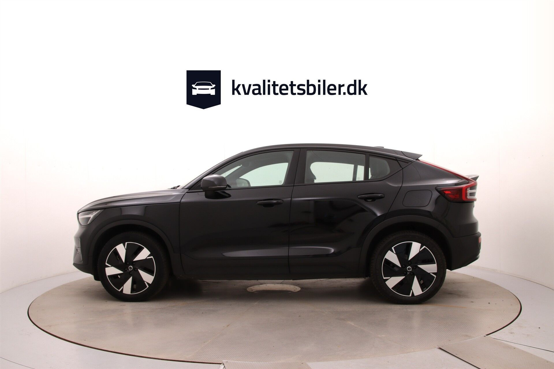 Sort Volvo C40 fra 2023
