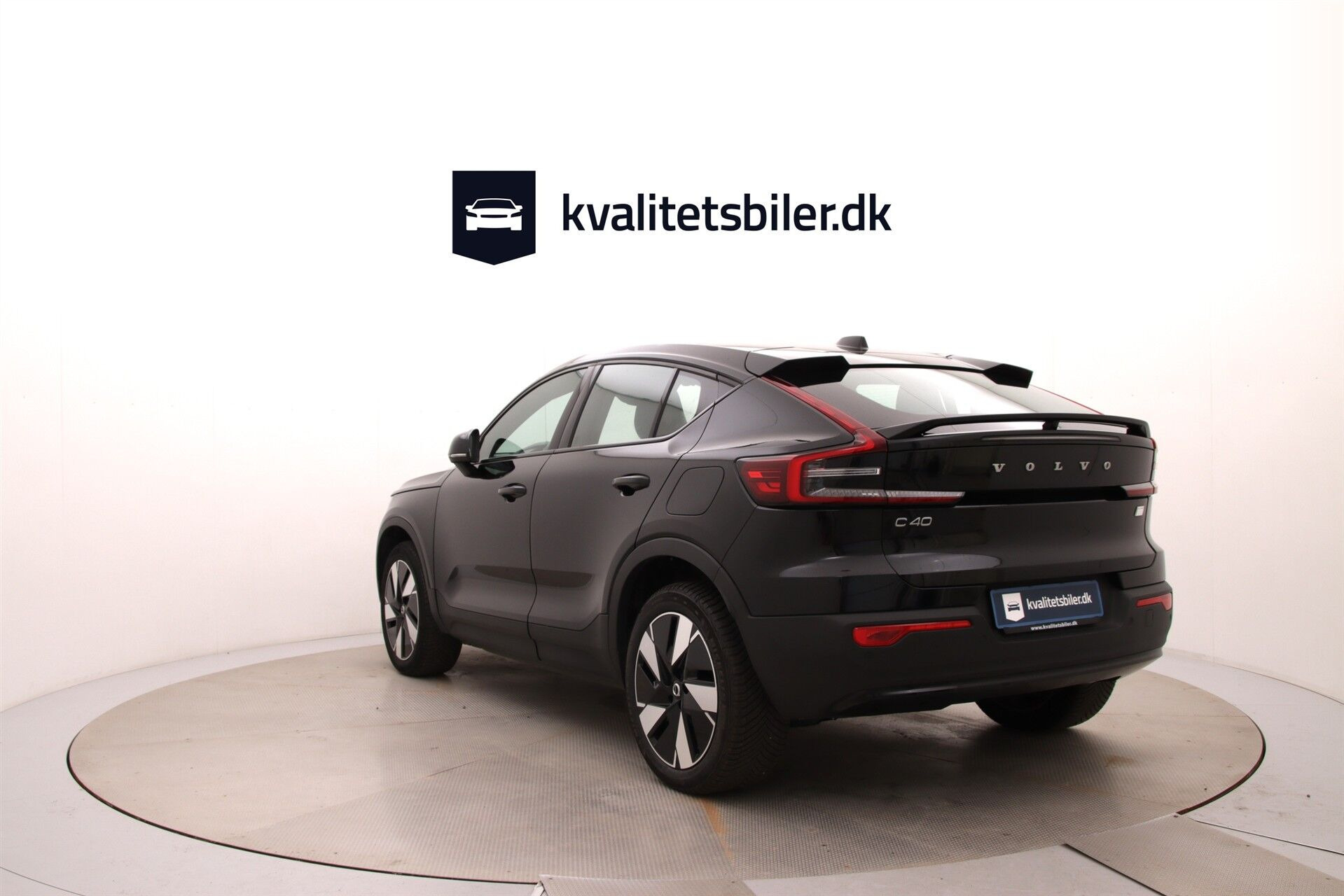 Sort Volvo C40 fra 2023