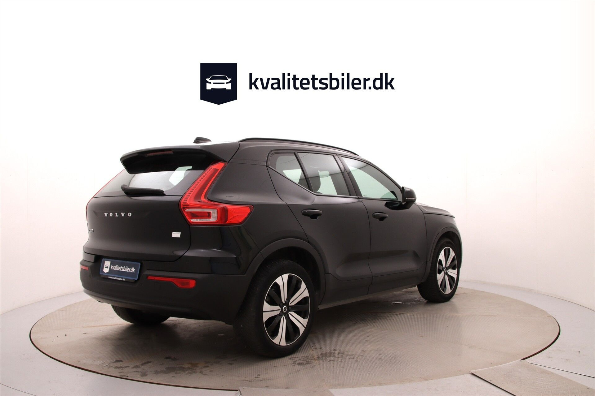 Sort Volvo XC40 fra 2022