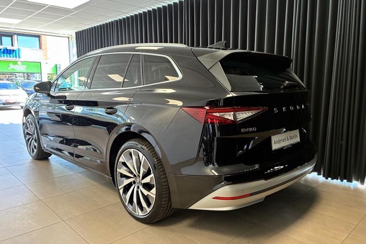 Sort Skoda Enyaq fra 2026