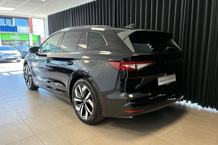 Sort Skoda Enyaq fra 2026