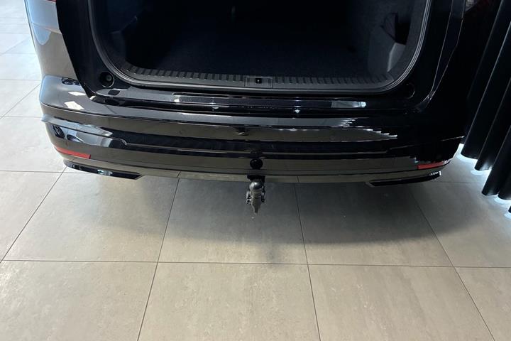 Sort Skoda Enyaq fra 2026