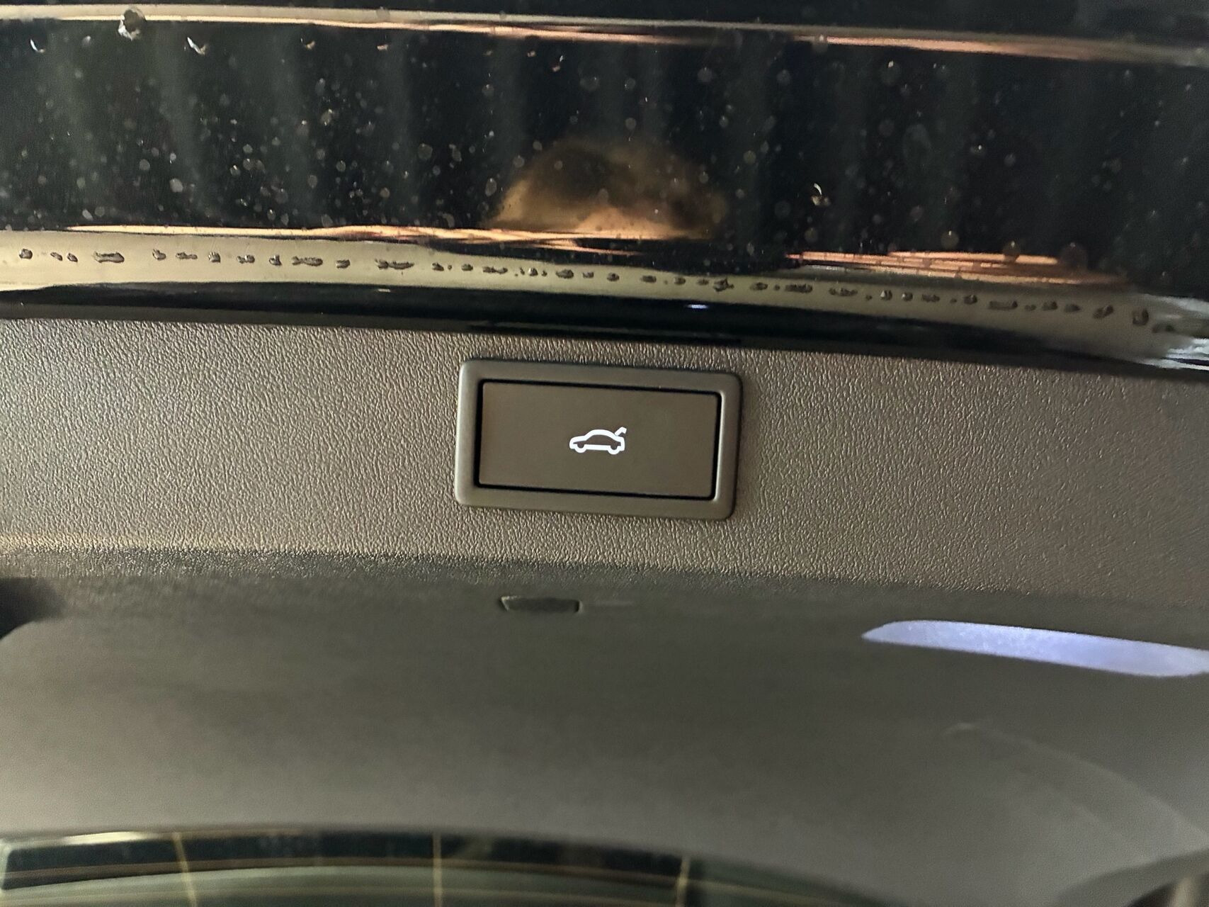 Sort Skoda Enyaq fra 2026