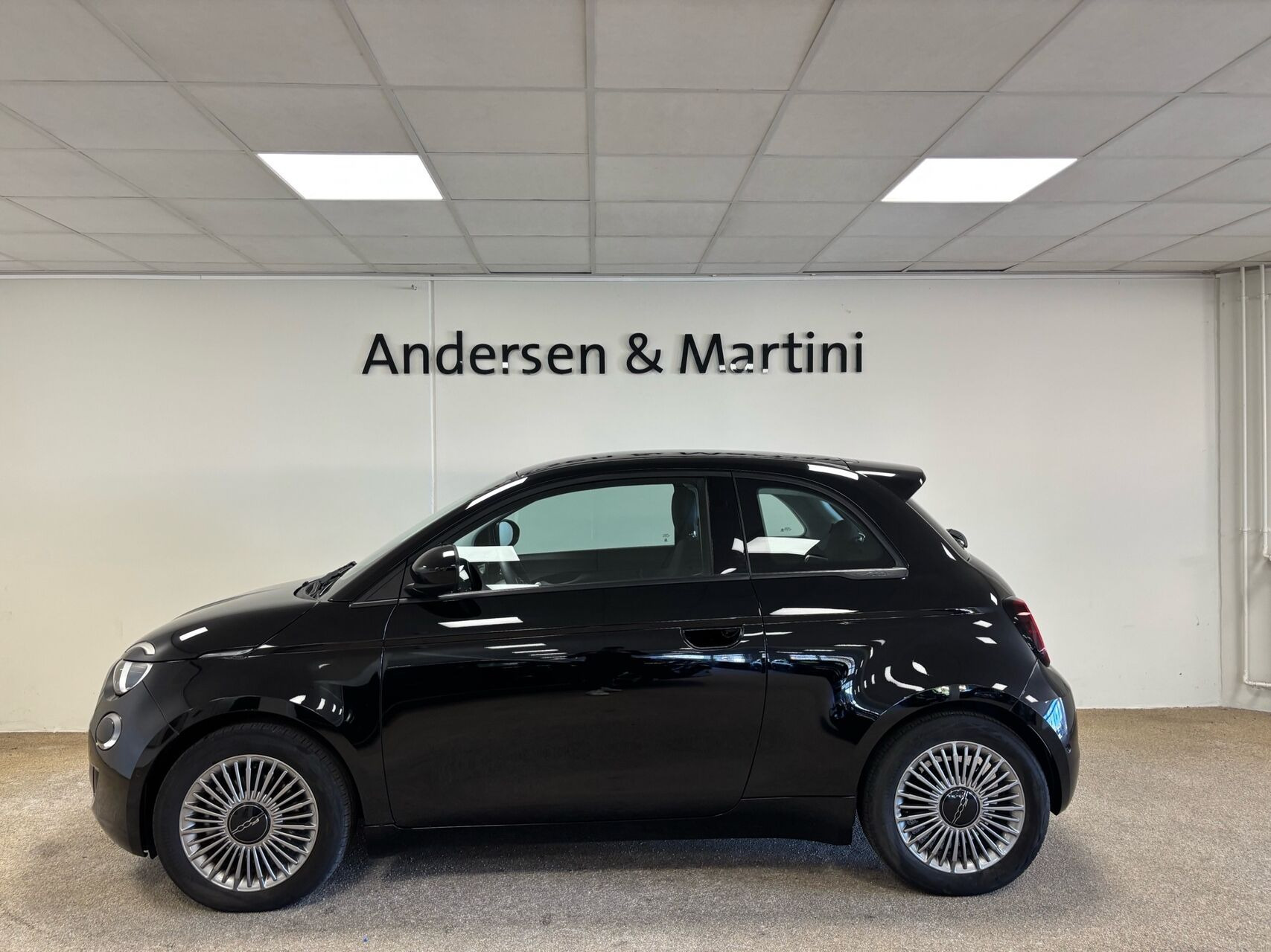 Sort Fiat 500e fra 2023