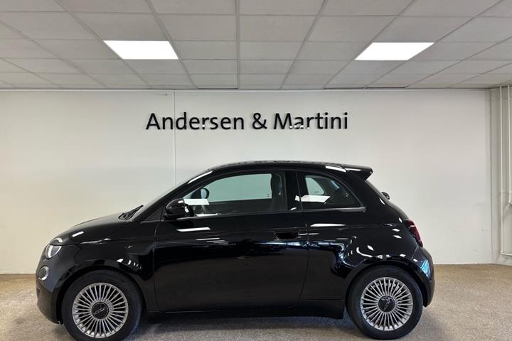 Sort Fiat 500e fra 2023
