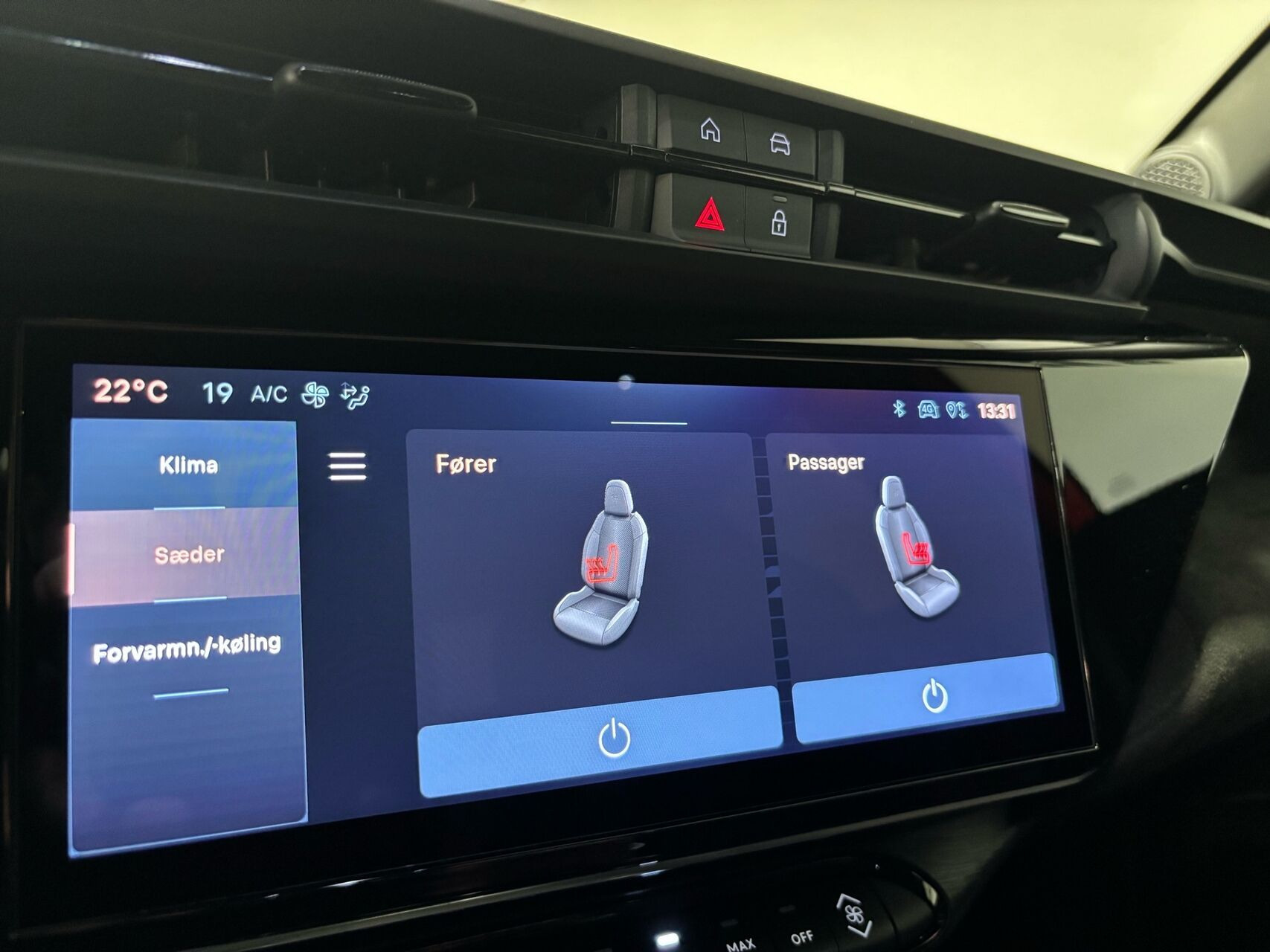 Rød Alfa Romeo Junior fra 2025