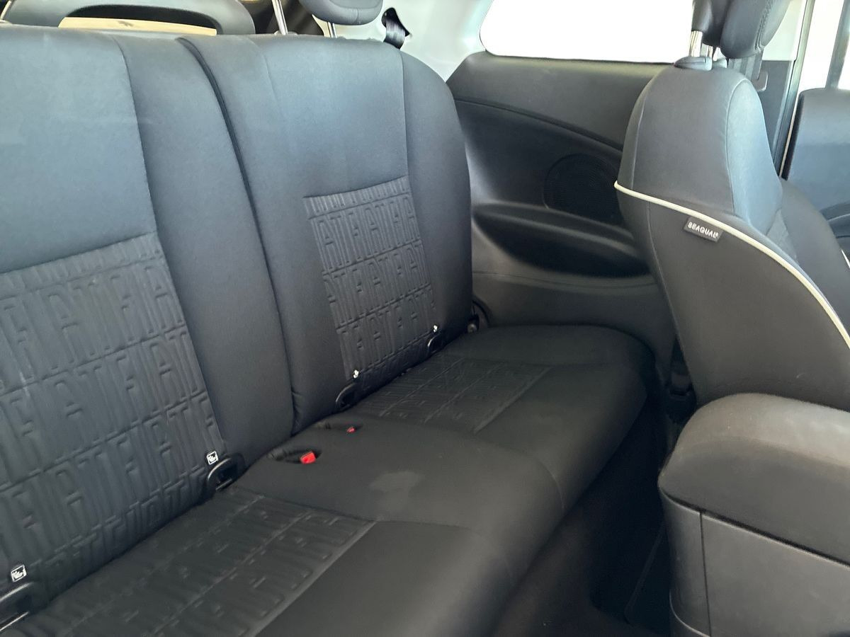Hvid Fiat 500e fra 2023
