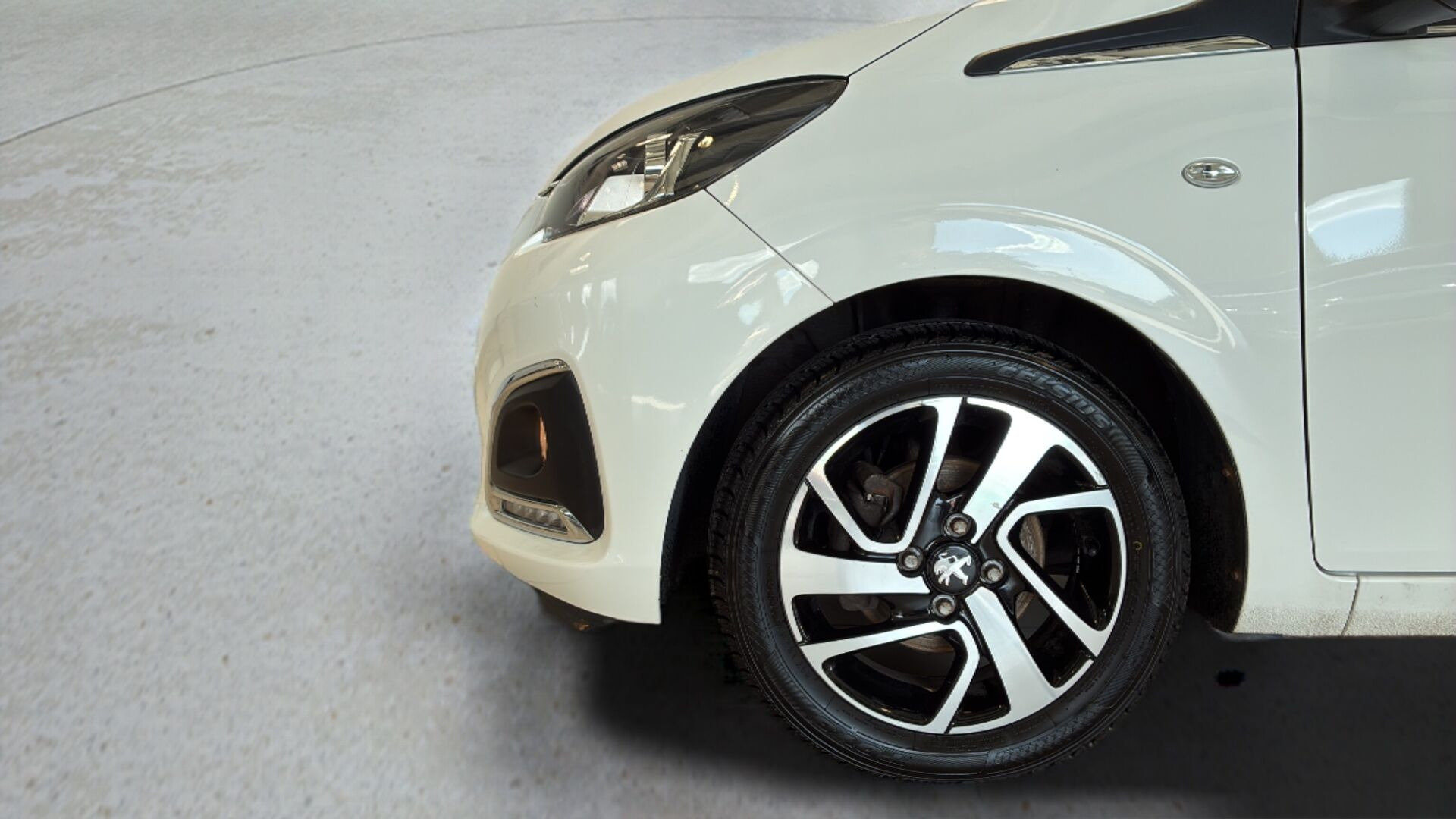 Hvid Peugeot 108 fra 2018