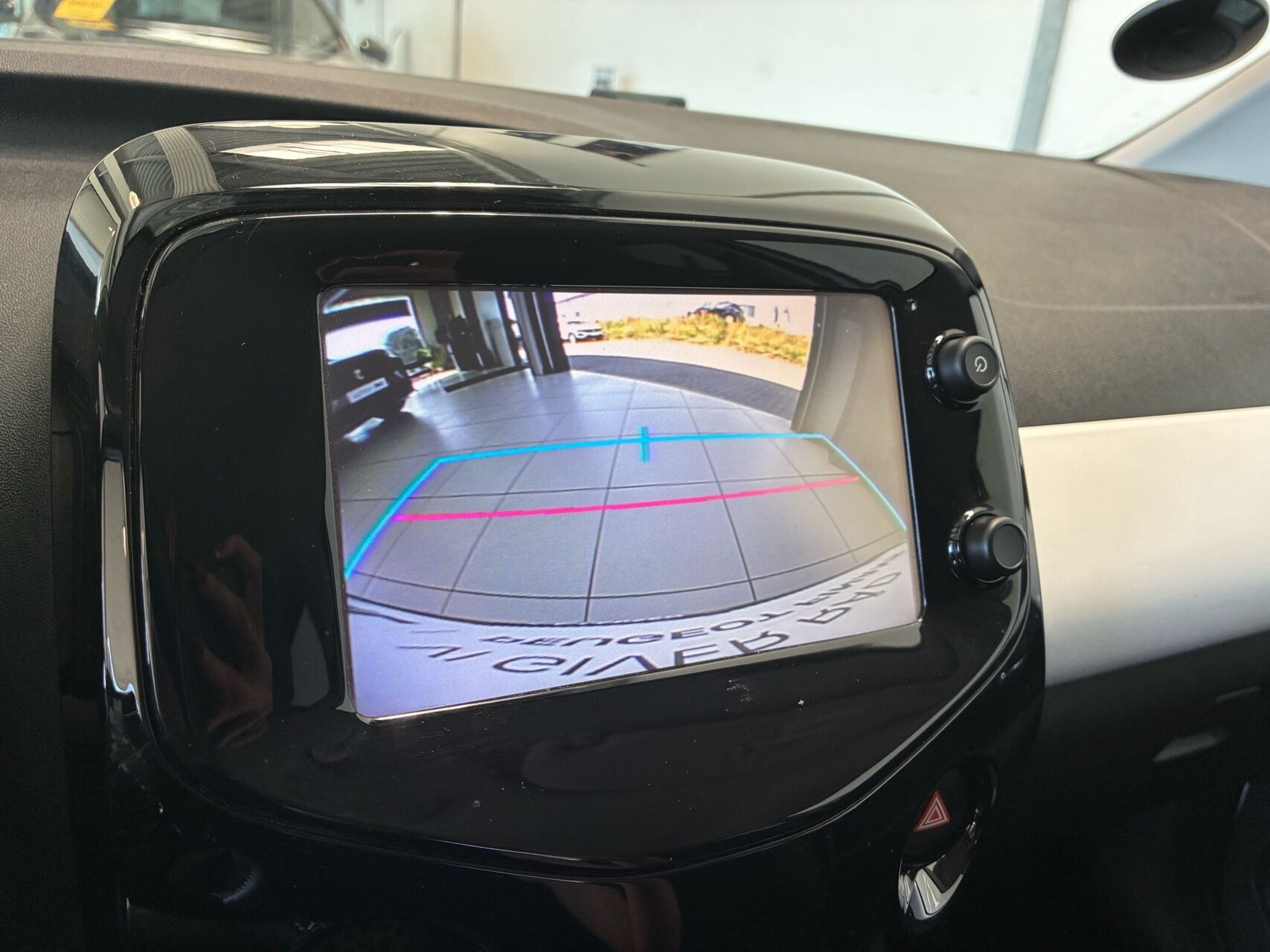 Hvid Peugeot 108 fra 2018