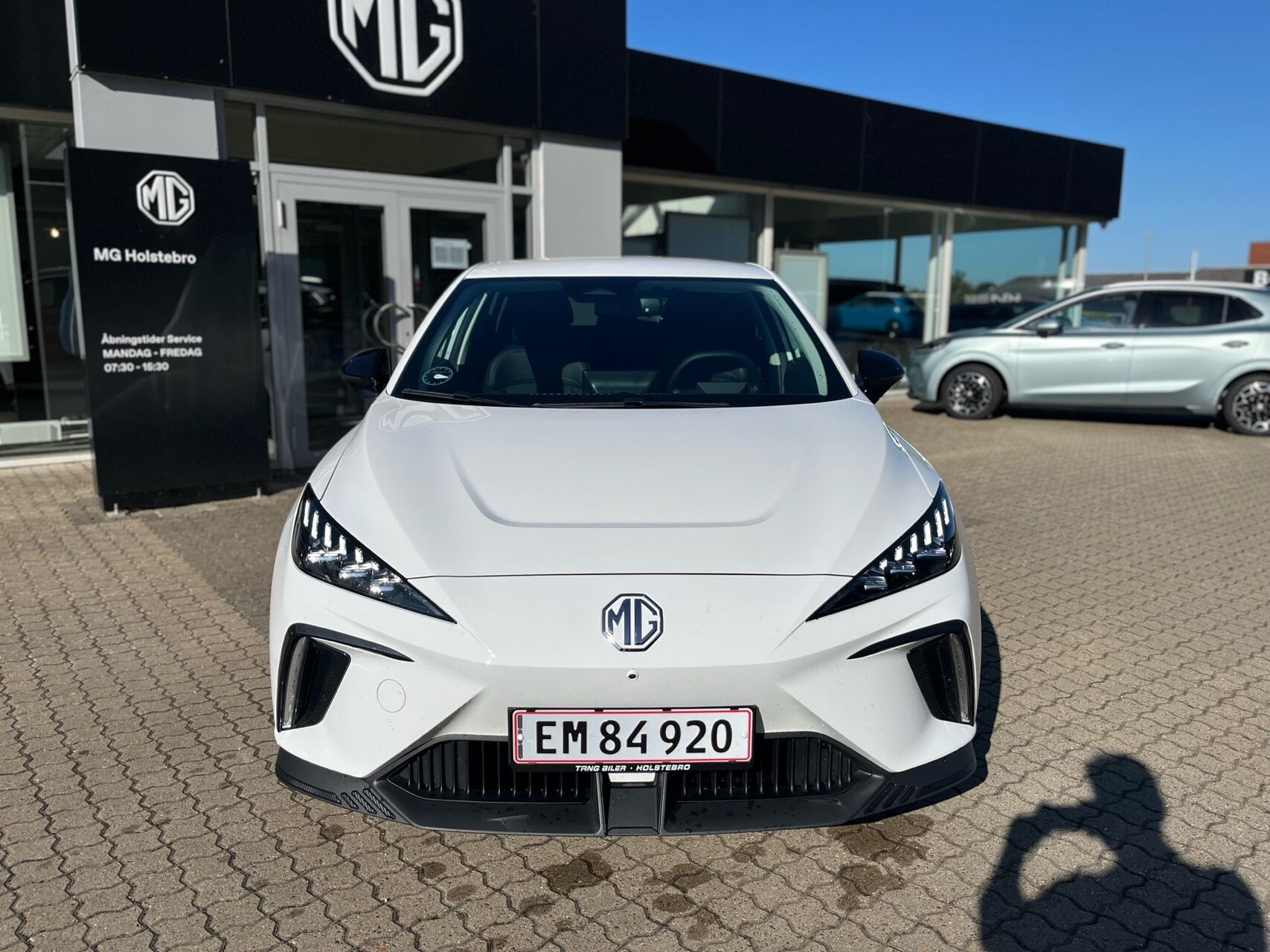Hvid MG MG4 Electric fra 2025