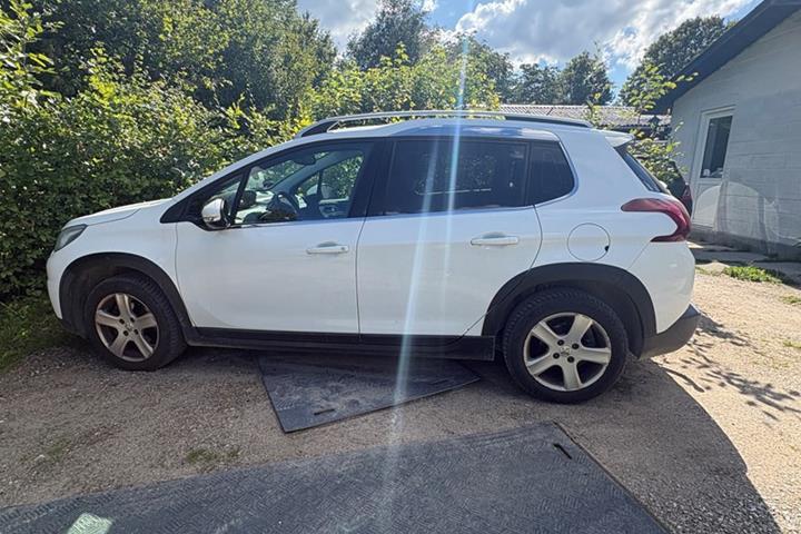 undefined Peugeot 2008 fra 2019