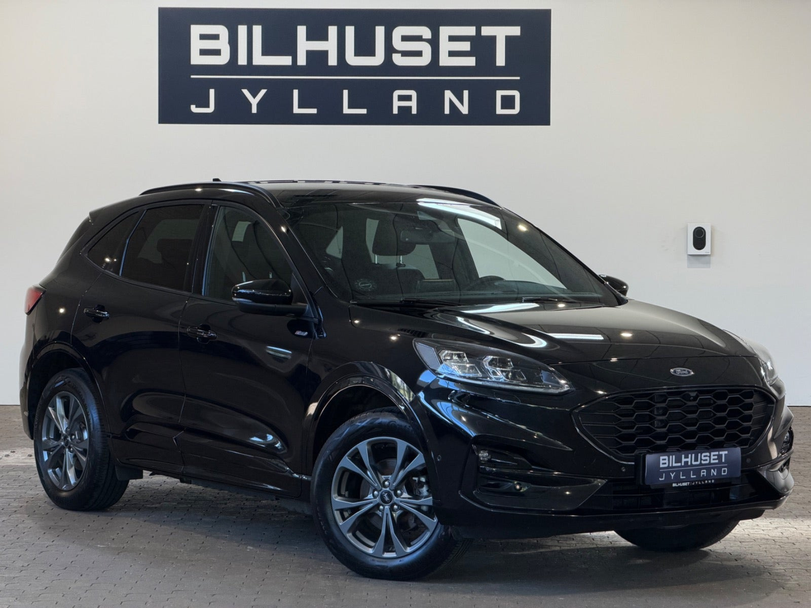 Ford Kuga 2,5 PHEV ST-Line X CVT