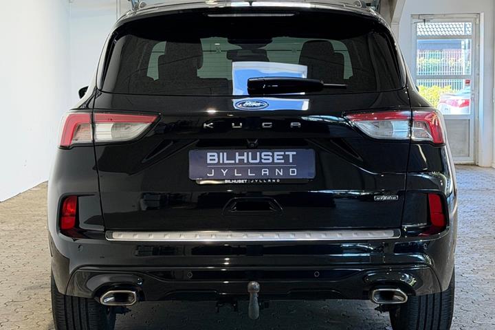 Sort Ford Kuga fra 2022