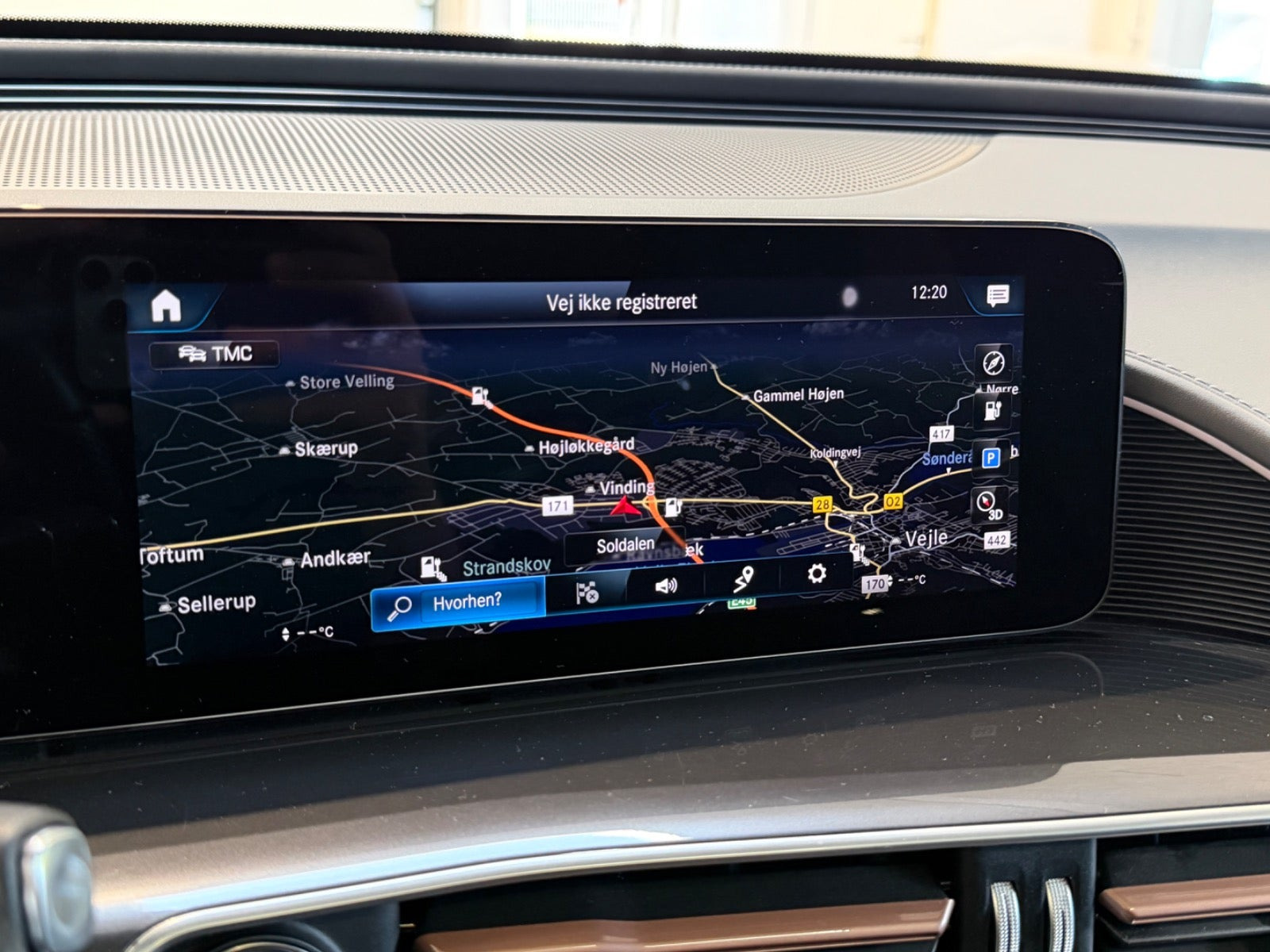 Hvid Mercedes EQC400 fra 2023