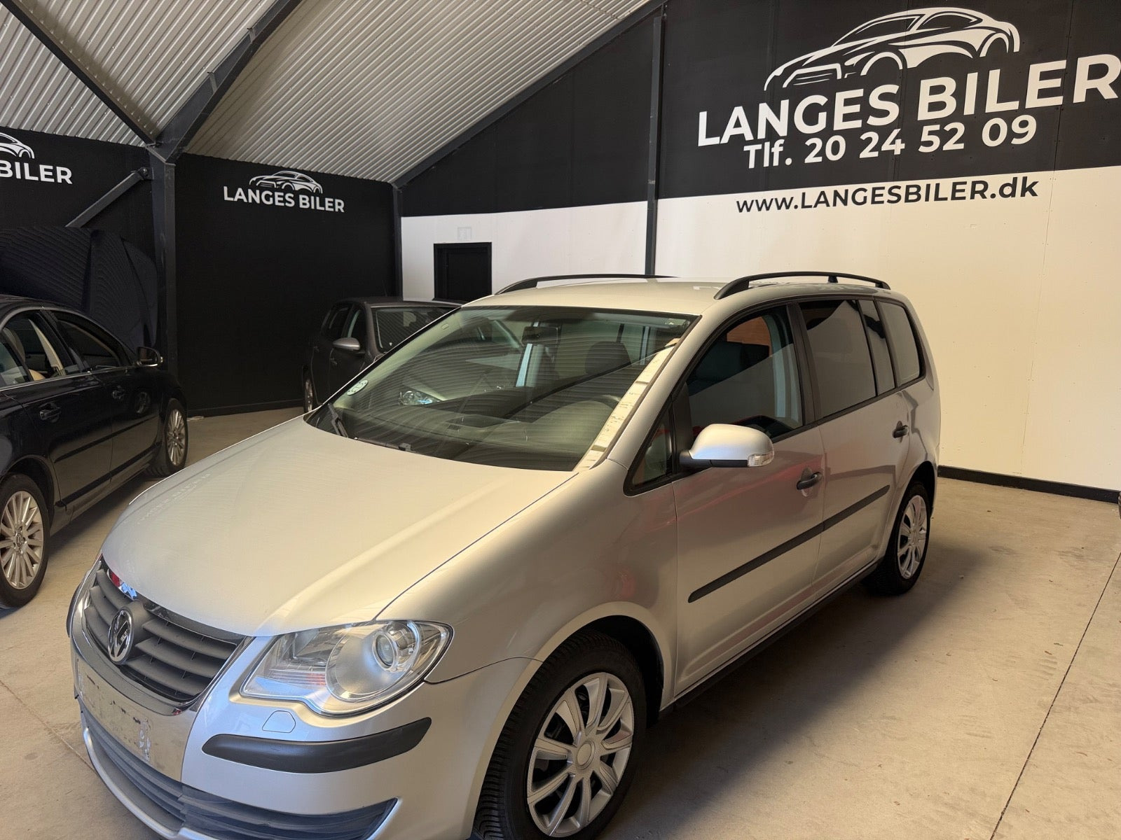 Sølv VW Touran fra 2007