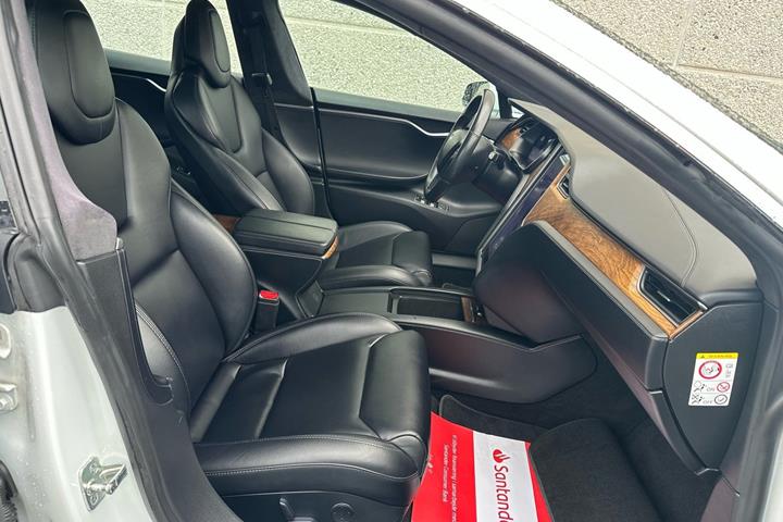 undefined Tesla Model S fra 2020