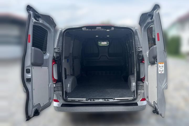 Grå VW e-Transporter fra 2025
