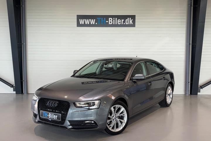 undefined Audi A5 fra 2015 set udefra